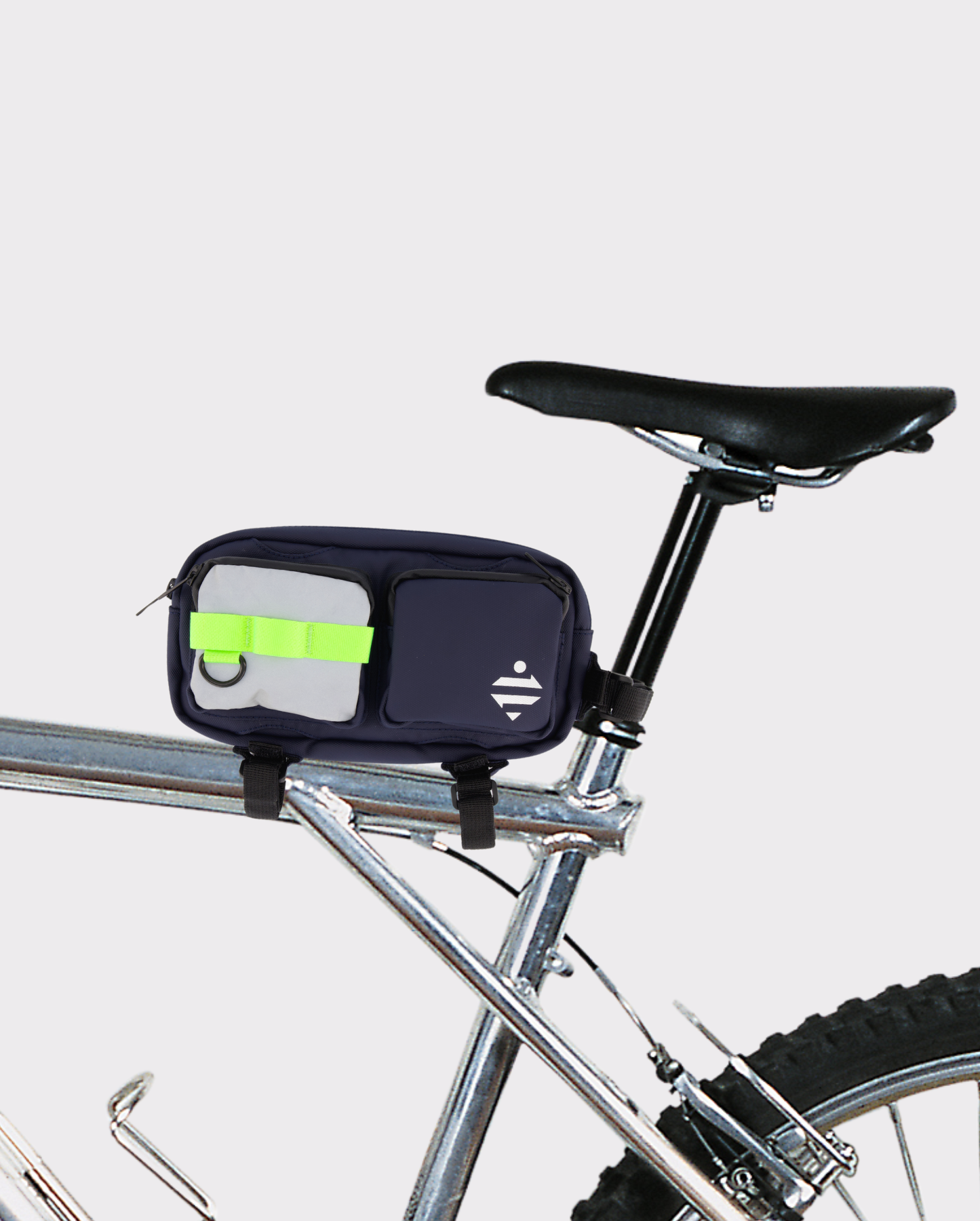 sacoche banane vélo accroches cadre et guidon