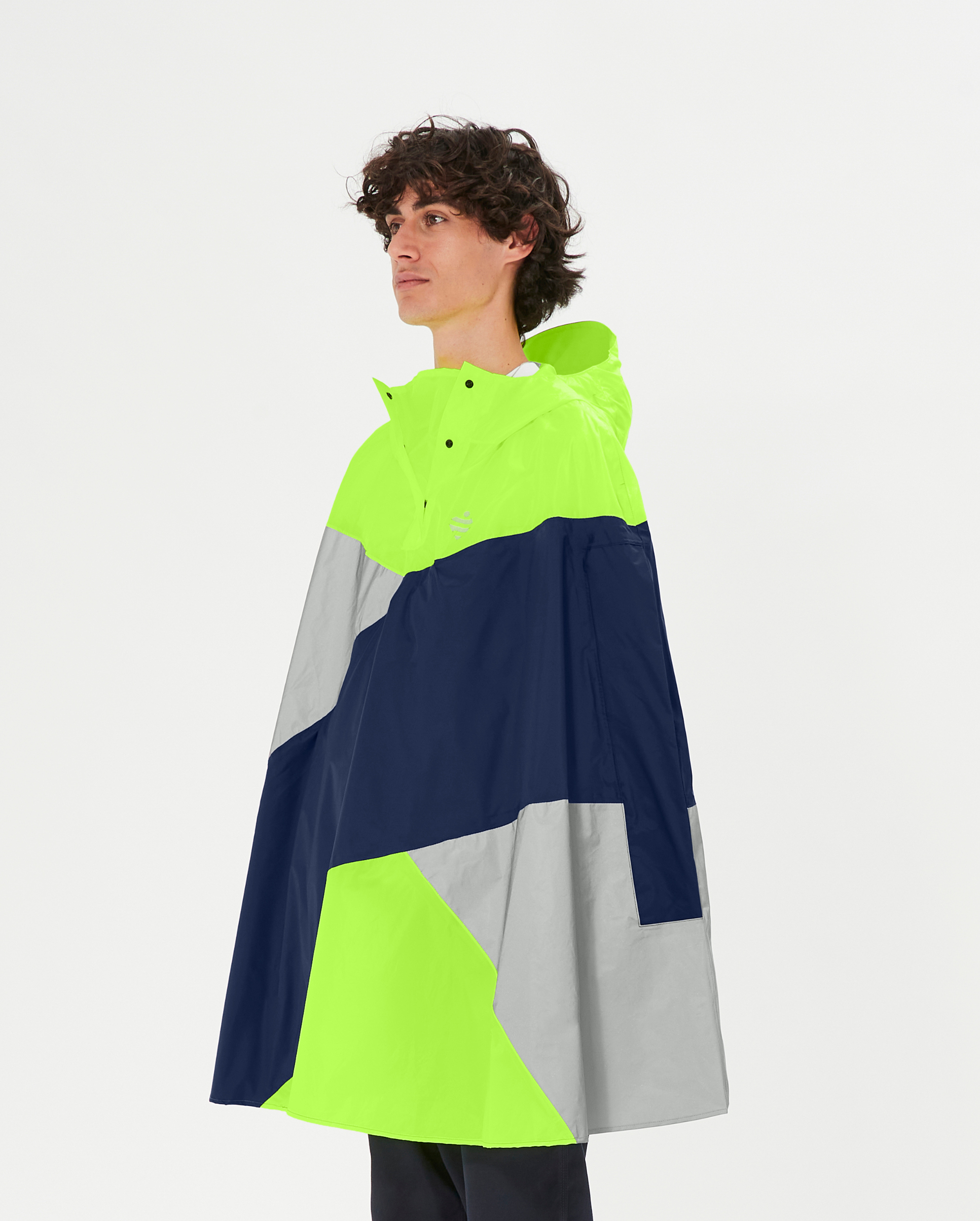 poncho pluie jaune fluo sécurité urbaine