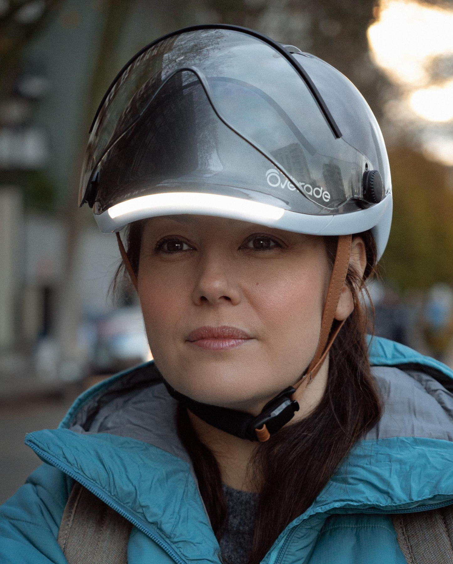 FIETSHELM MET VERLICHTING OVERADE LIFE