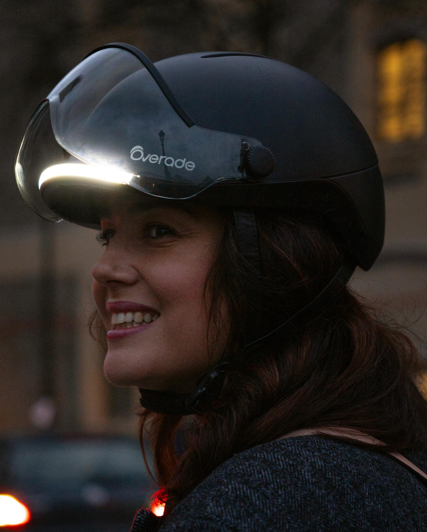OVERADE LIFE LIGHT-UP BIKE HELMET