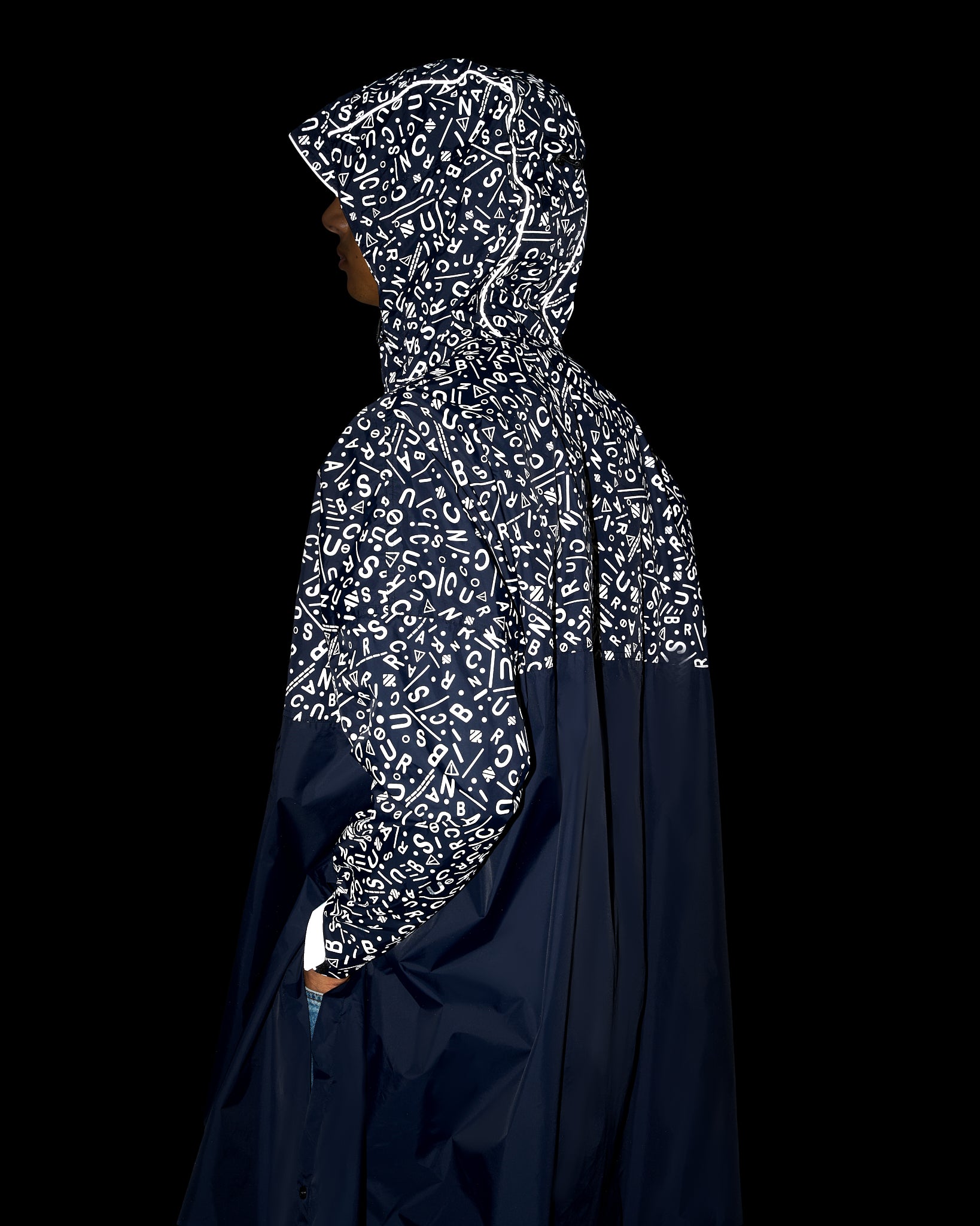 poncho de pluie vélo motifs réfléchissants nuit bleu homme dos