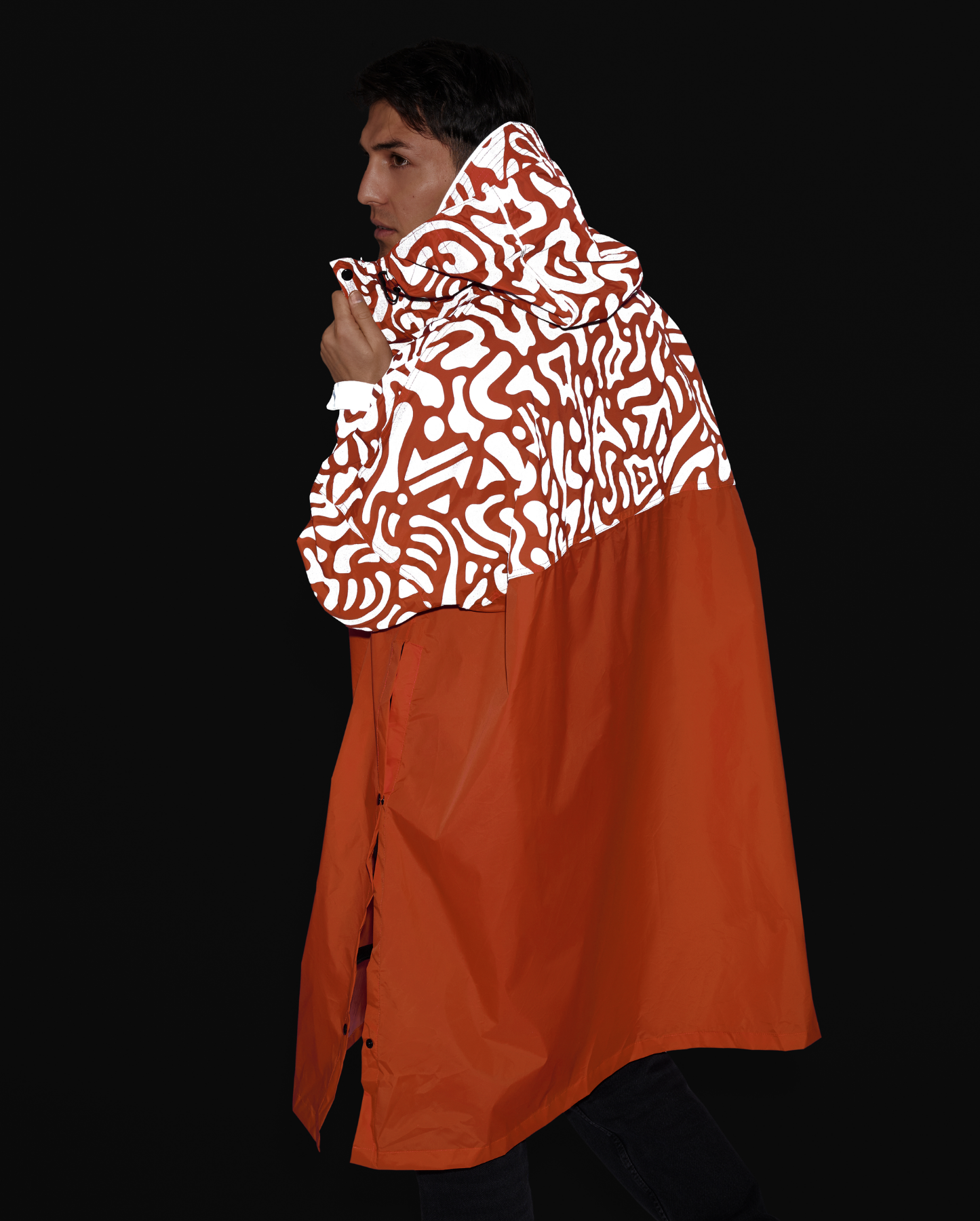 poncho de pluie orange à motifs réfléchissants de nuit homme