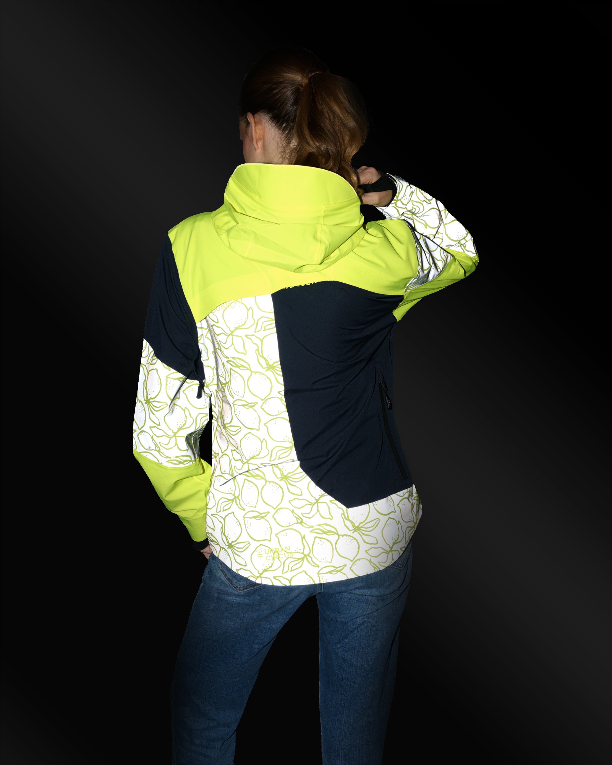 SICHTBARE & ATMUNGSAKTIVE REPOP LIGHT JACKE