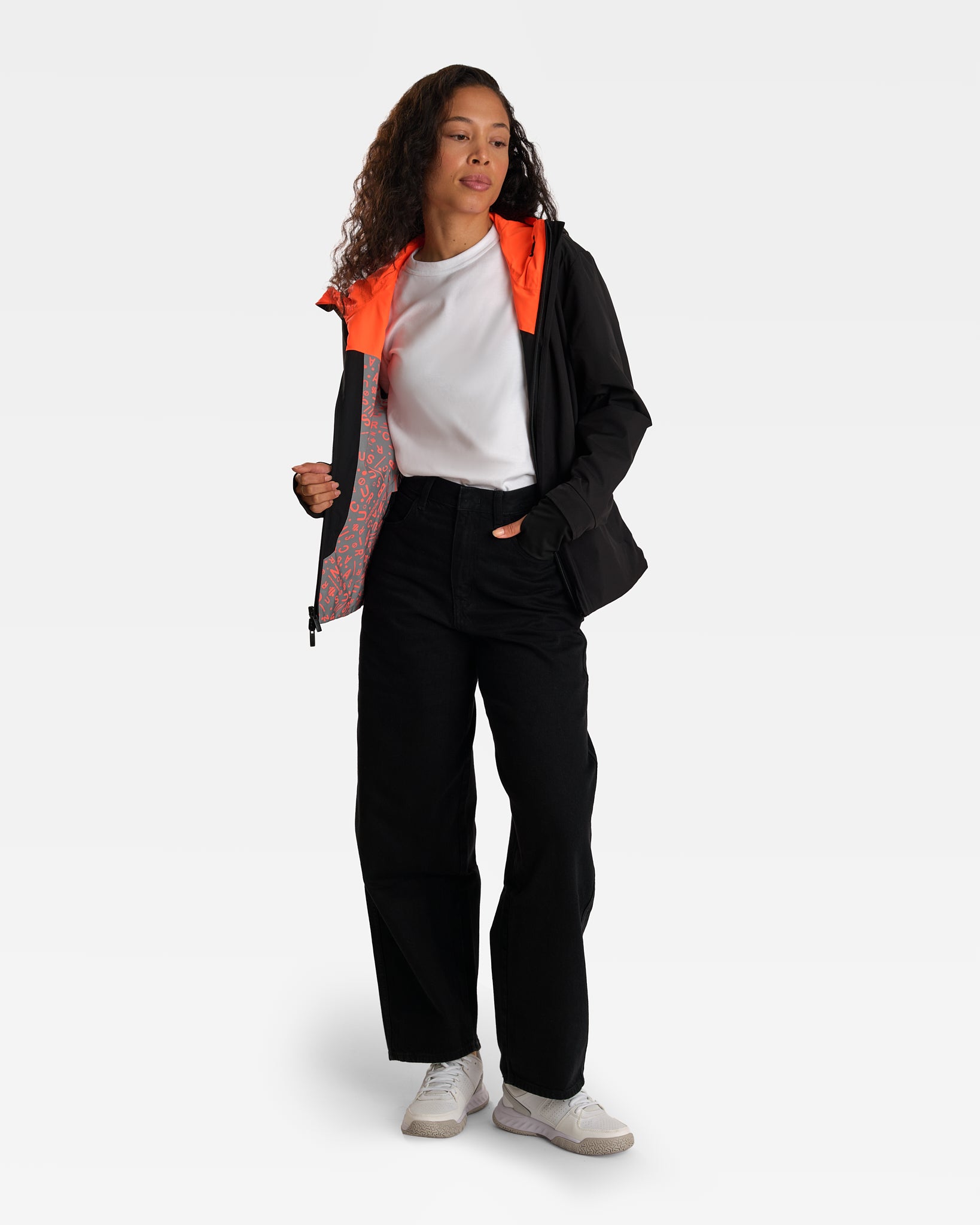 REFLEKTIERENDE UND WENDBARE JACKE MIT REPOP-MUSTER