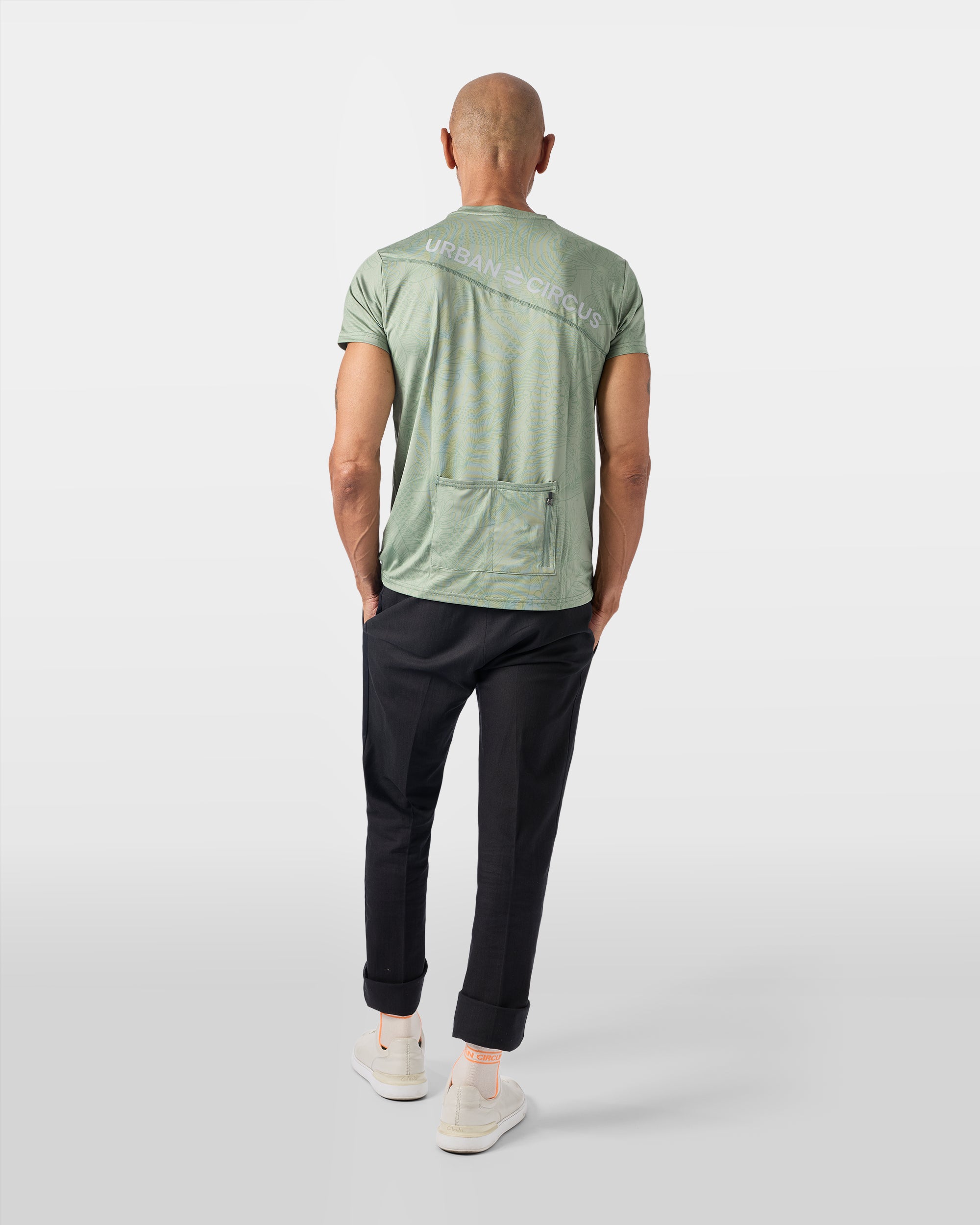 ULTRA ATMUNGSAKTIVES T-SHIRT MIT AEROTECH-MUSTER