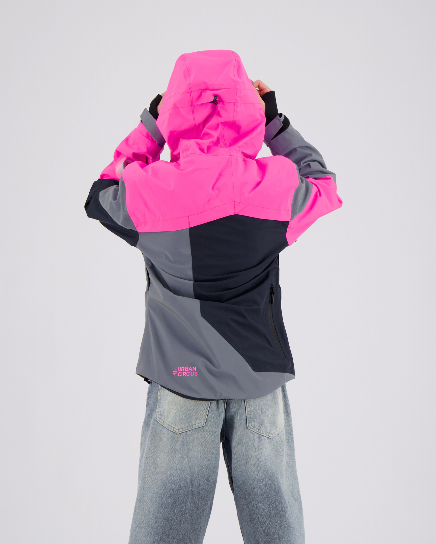 Veste imperméable vélo trottinette adolescent vue de dos rose fluo bleue marine capuche