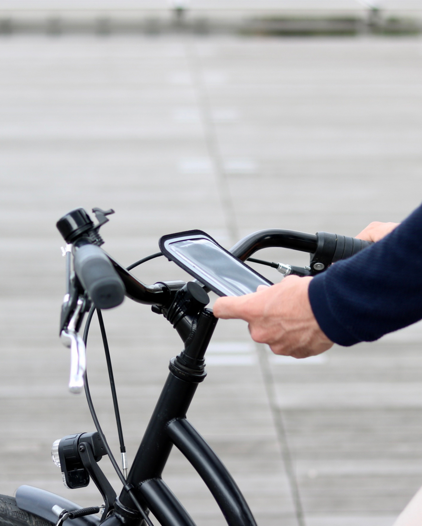 SHAPEHEART MAGNETIC BIKE DOCK