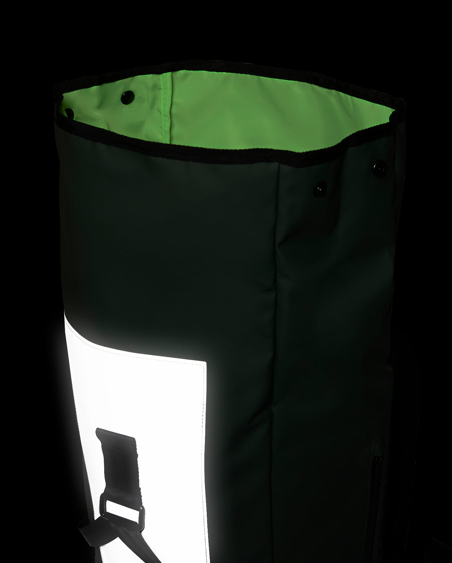 UCRR REFLECTIVE BACKPACK