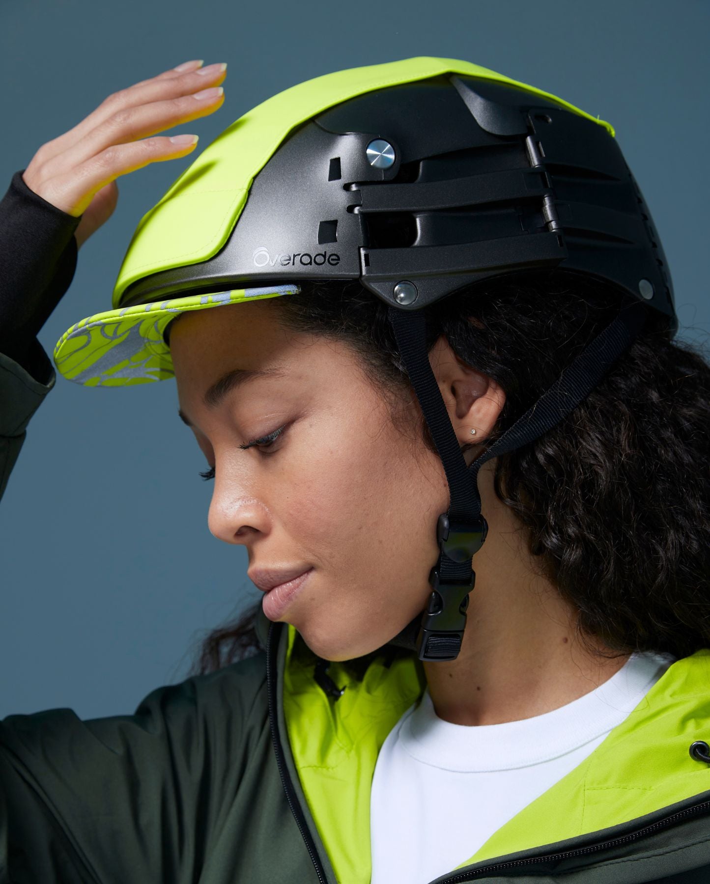 fahrradhelm frauen frisur Entdecken Sie die 100 % sichere und stilvolle Zusammenarbeit zwischen Overade und Urban Circus