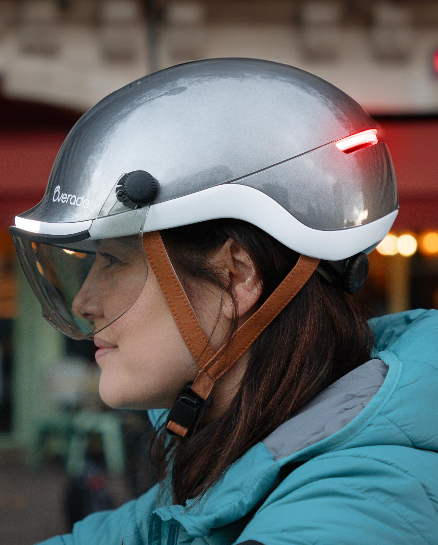 OVERADE LIFE LIGHT-UP BIKE HELMET