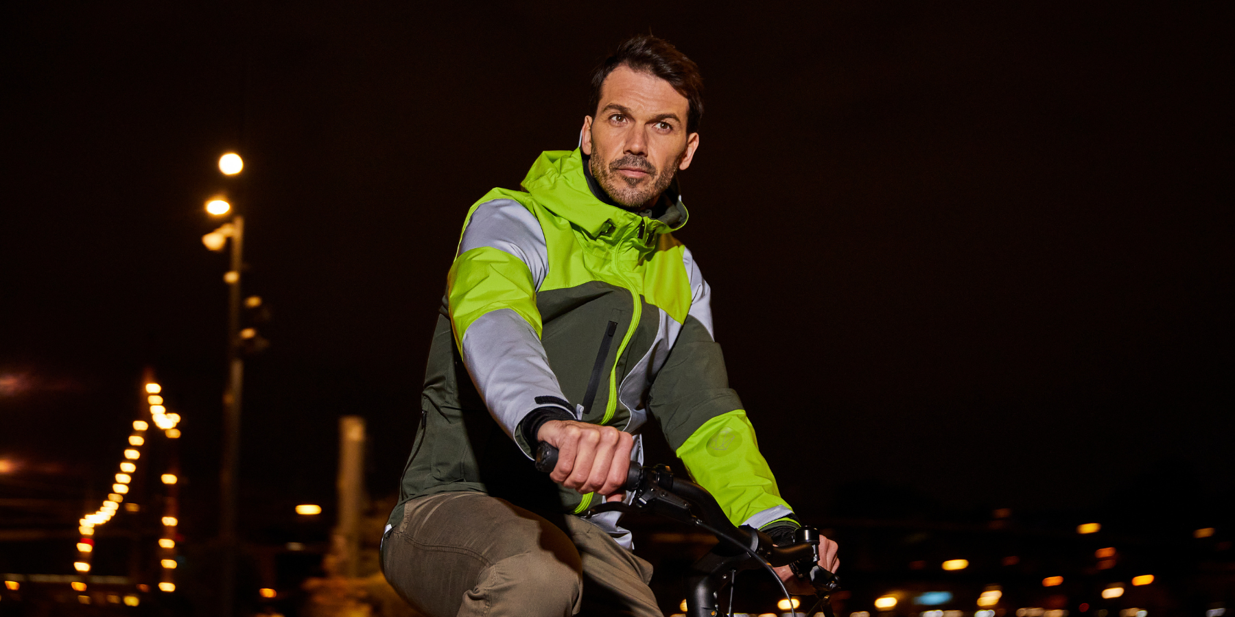 veste vélo homme fluo et réfléchissante pour rouler la nuit